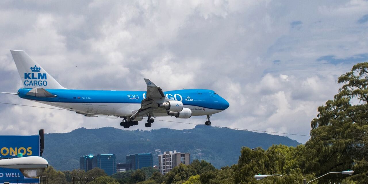 Eterno Amor Entre Los Guatemaltecos Y Klm Cargo